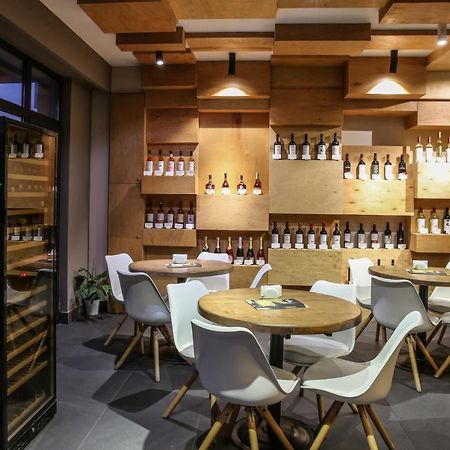 Wine Hotel Кишинів Екстер'єр фото