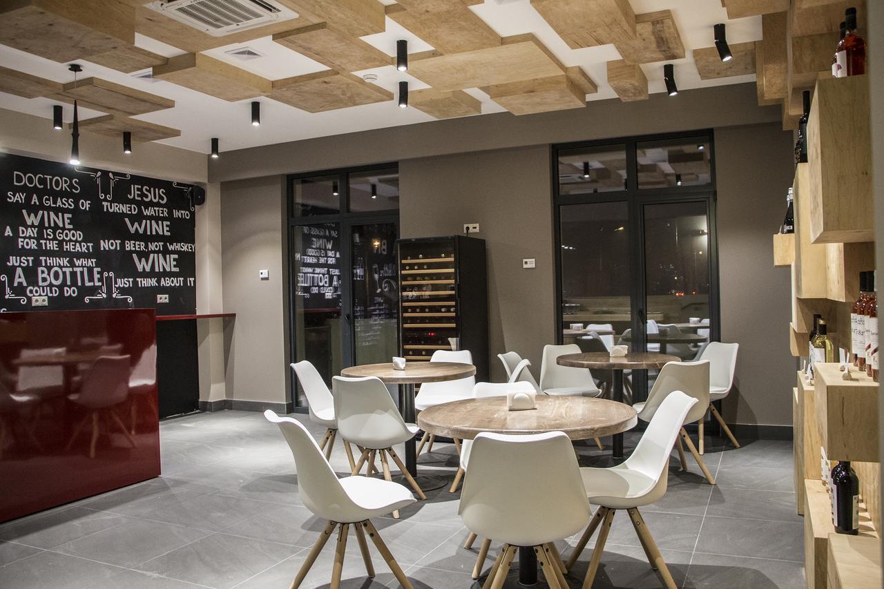 Wine Hotel Кишинів Екстер'єр фото