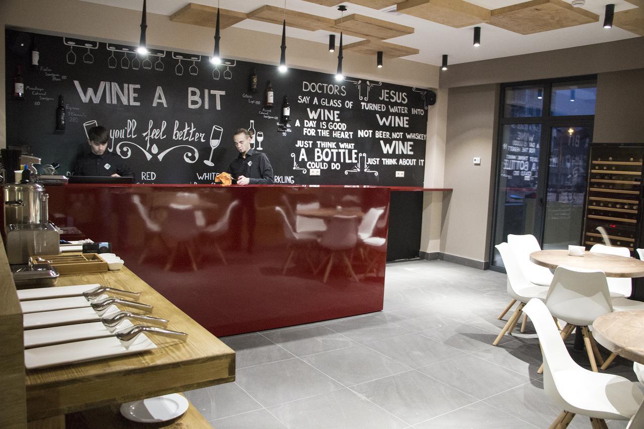 Wine Hotel Кишинів Екстер'єр фото